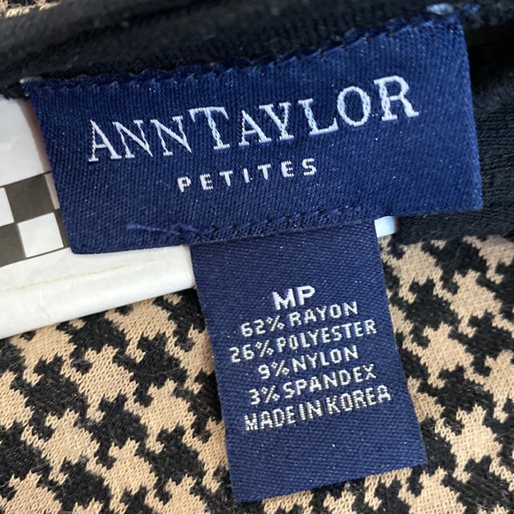 Two piece sweater set by Ann Taylor - Picture 4 of 4